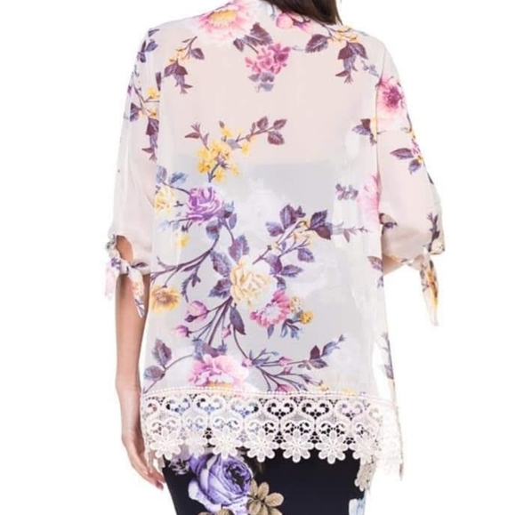 Floral Kimono - Picture 2 of 5